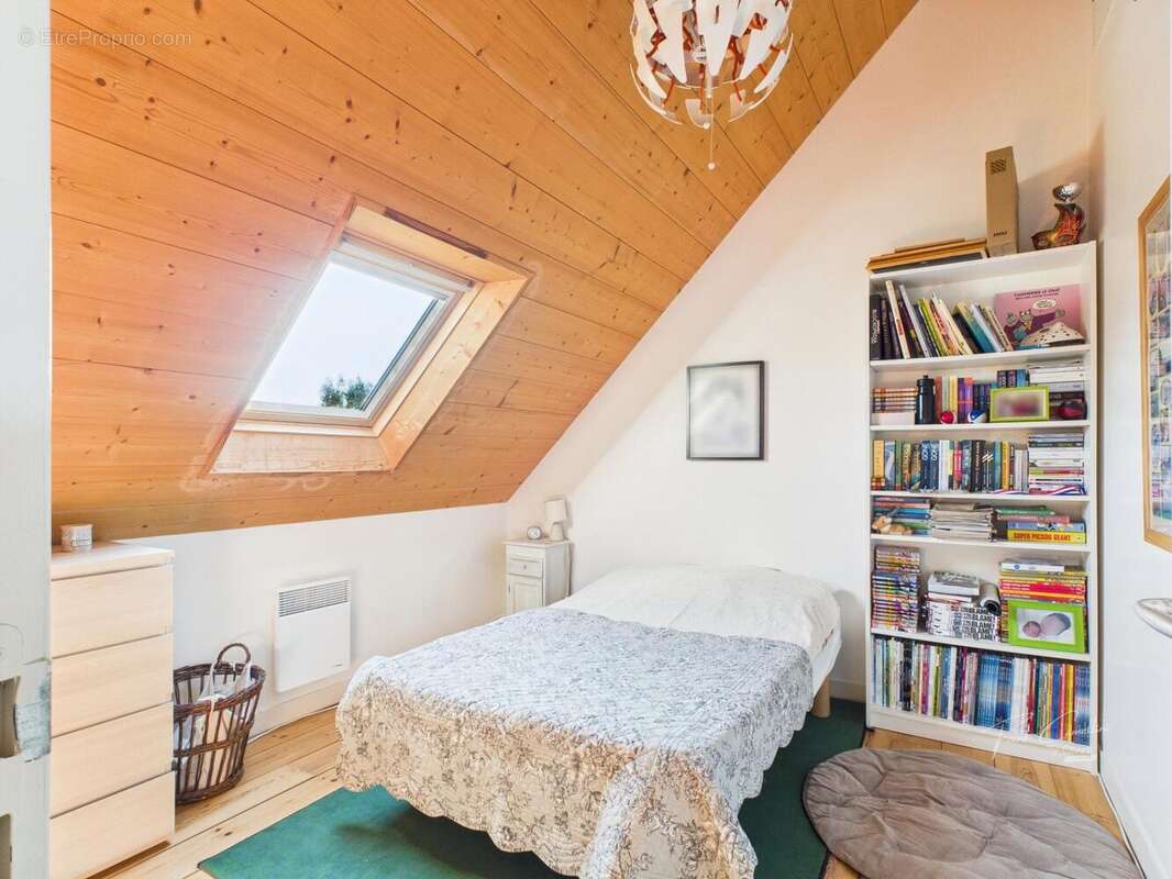Maison 129 m² à Kermaria-Sulard  - photo 7