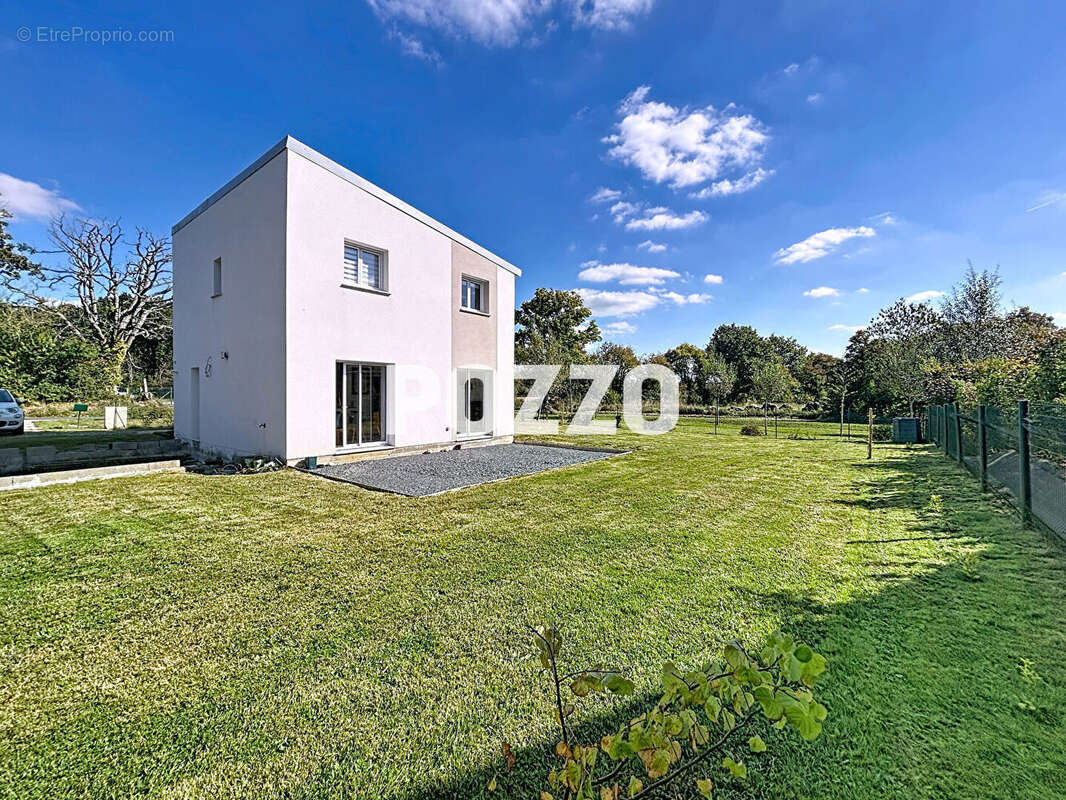 Maison à BLONVILLE-SUR-MER