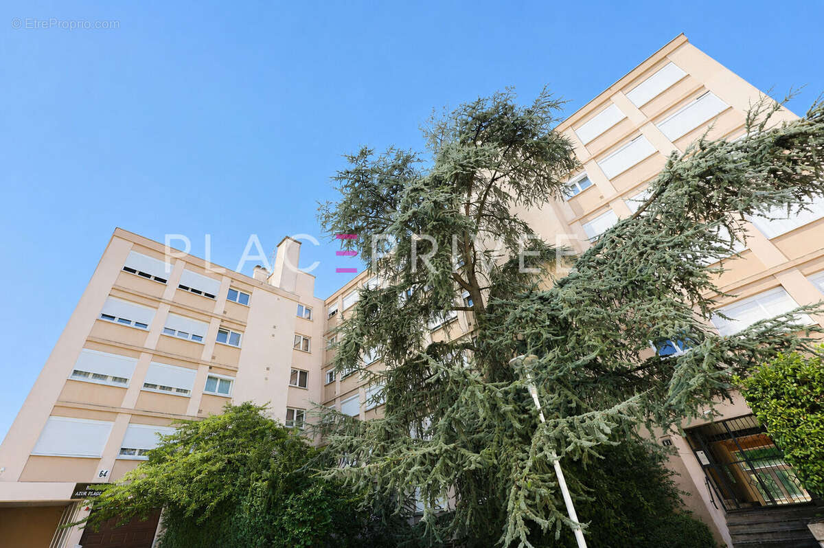Appartement avec balcons et garage - photo 9