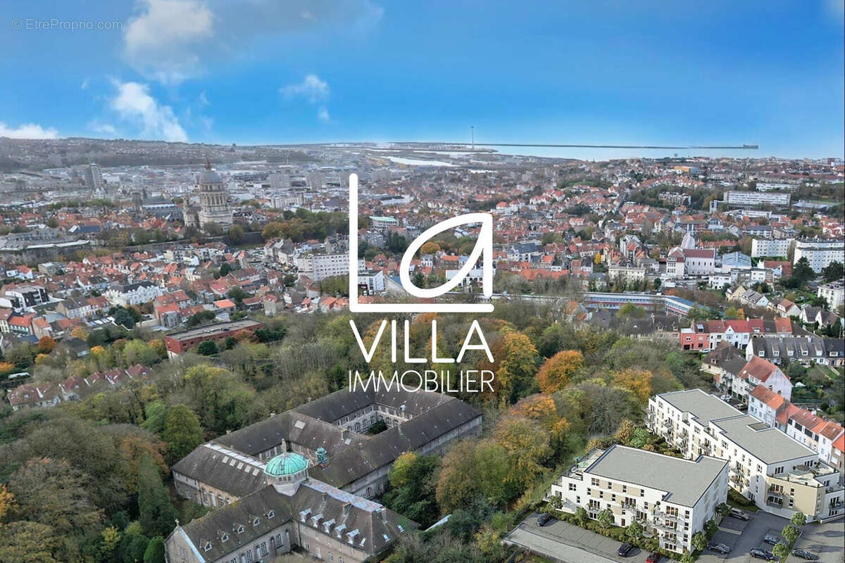 Appartement à SAINT-MARTIN-BOULOGNE