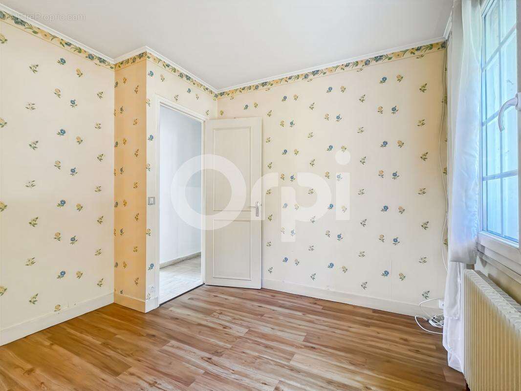 Maison à ARNIERES-SUR-ITON