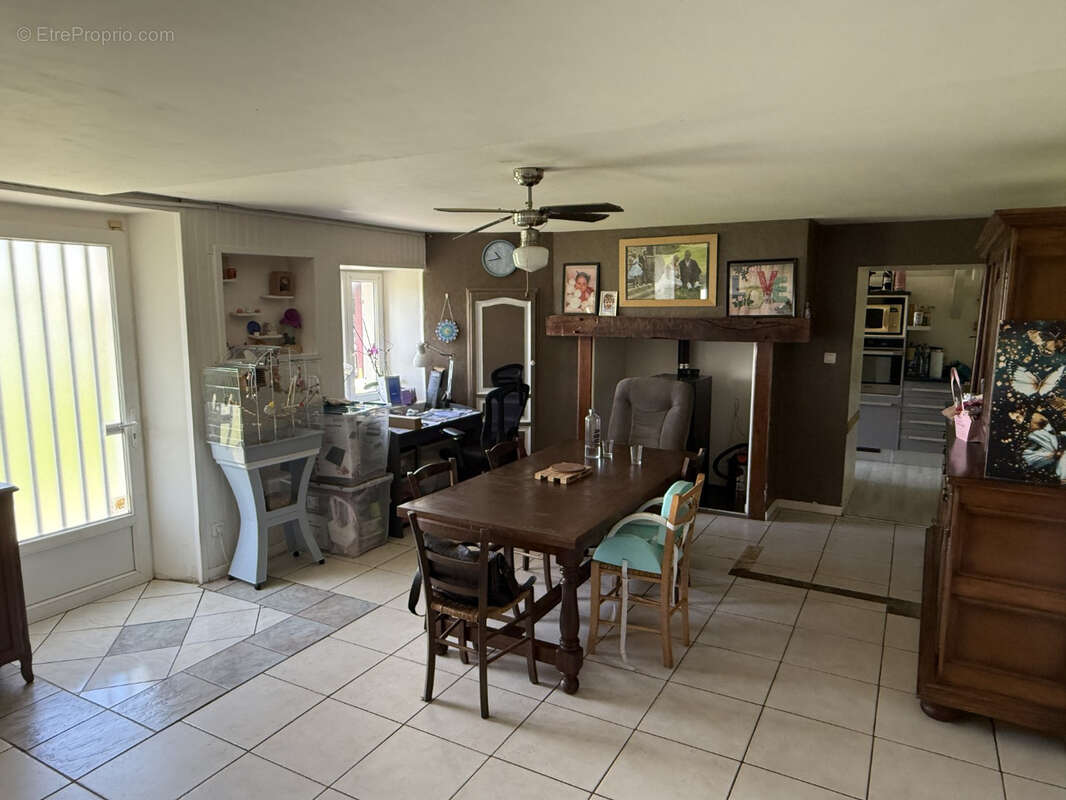 Maison à SAINT-GERMAIN-LES-BELLES