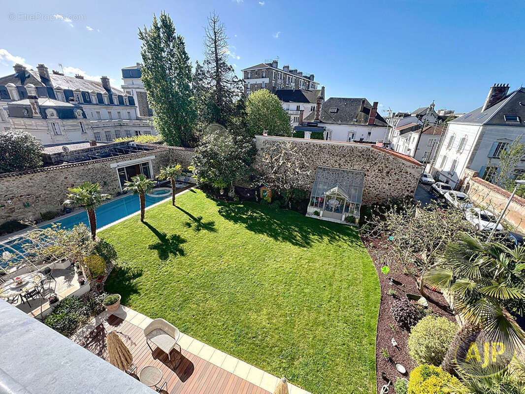 Maison à LA ROCHE-SUR-YON