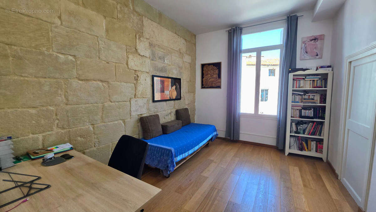 Appartement à LOUPIAN