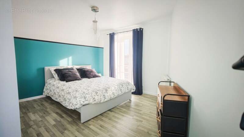 Maison à COLLEVILLE-MONTGOMERY