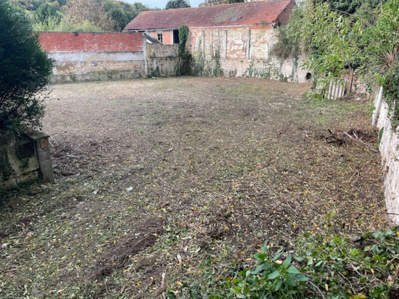 Terrain à ANGOULEME