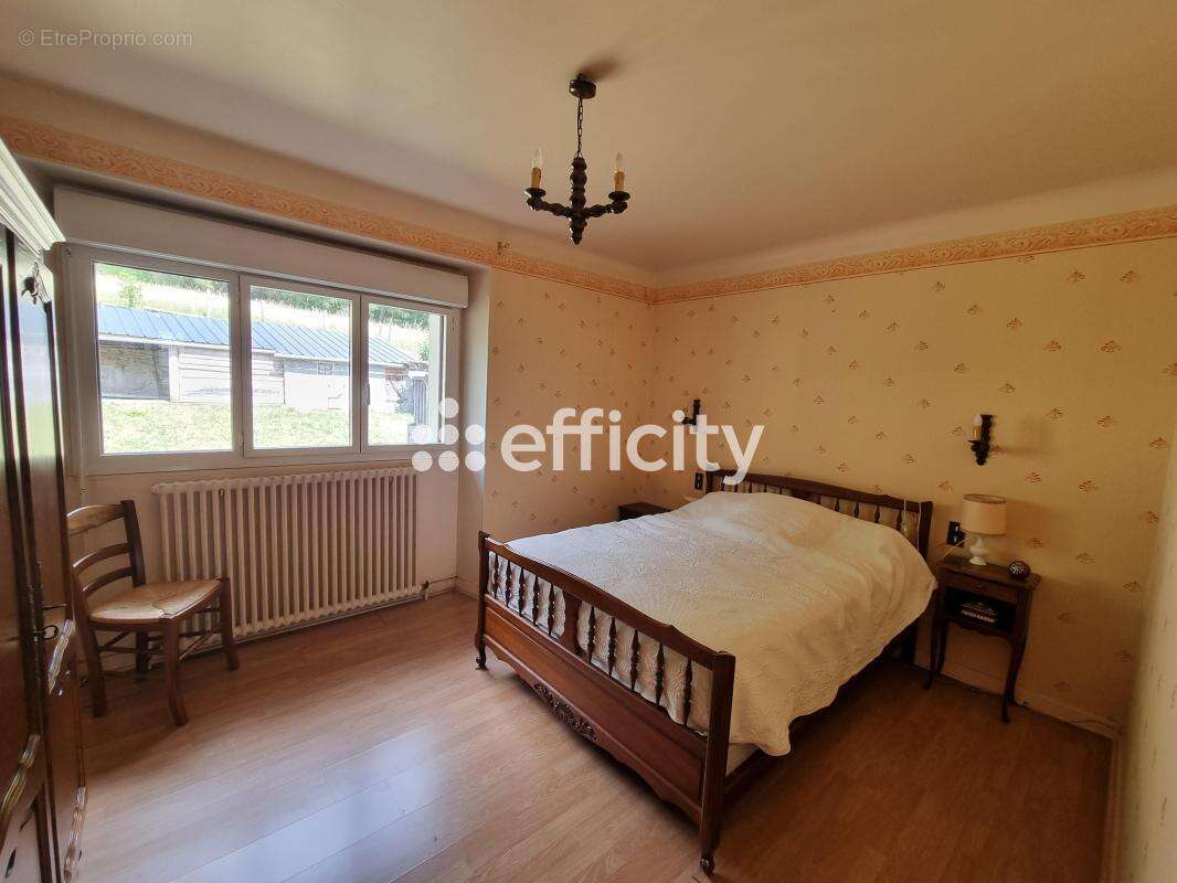 Maison 84 m² à Saint-Alban-Sur-Limagnole  - photo 9
