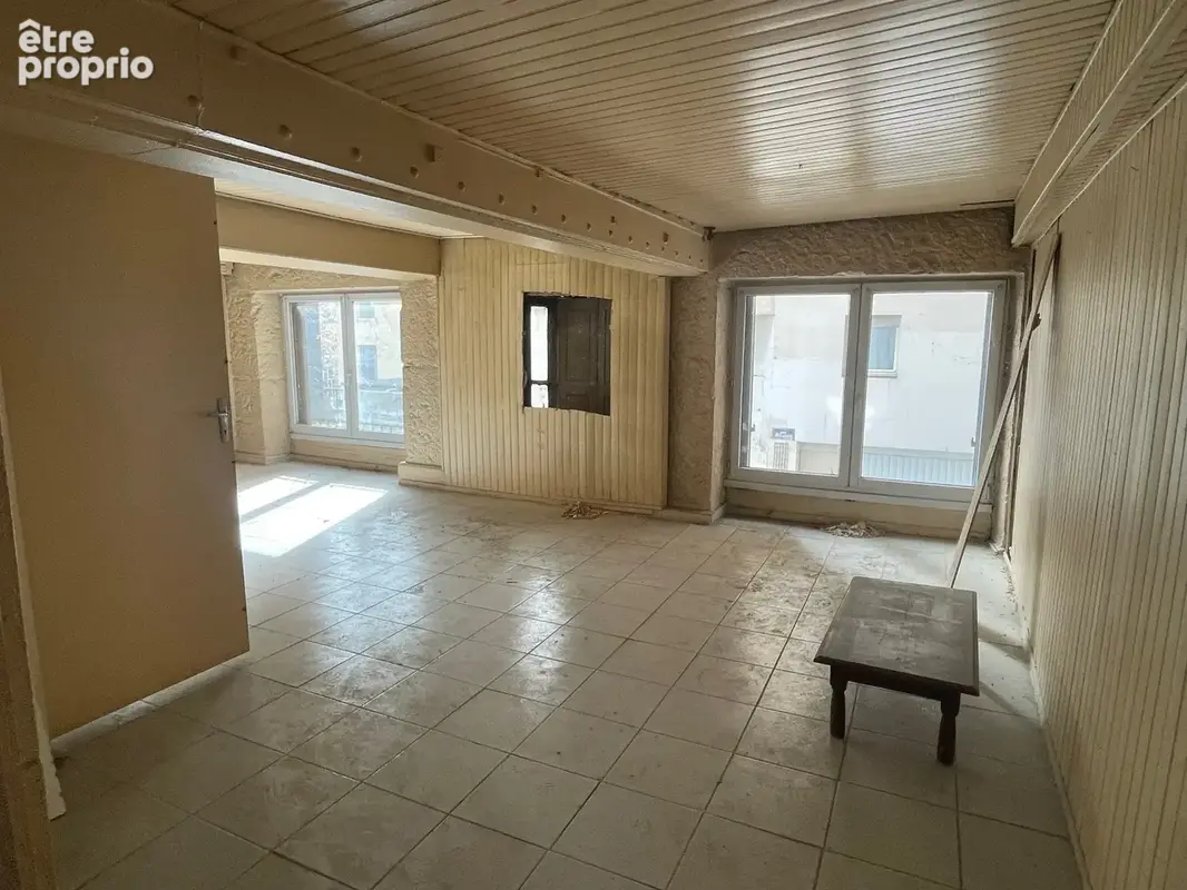 Croix-Paquet - angle Burdeau-St Sébastien : local commercial en duplex - photo 8