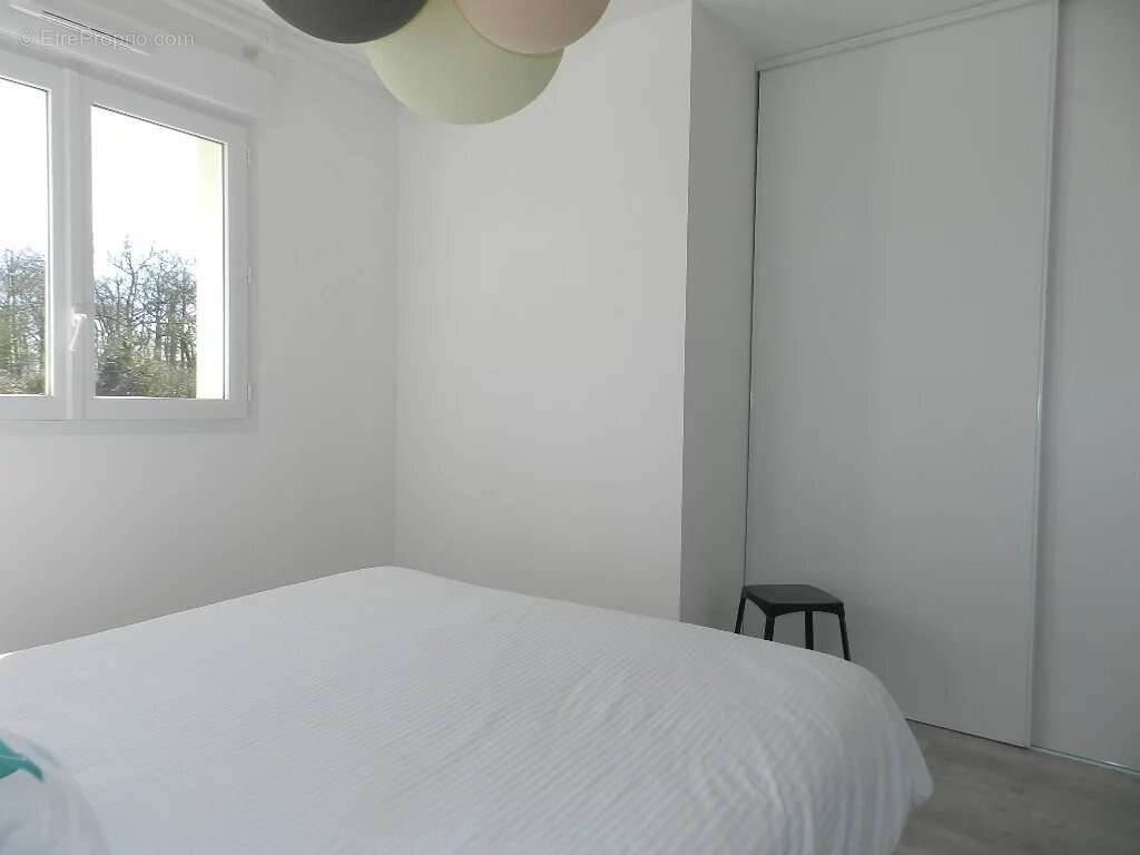 Maison à SAINT-PIERRE-SUR-DIVES