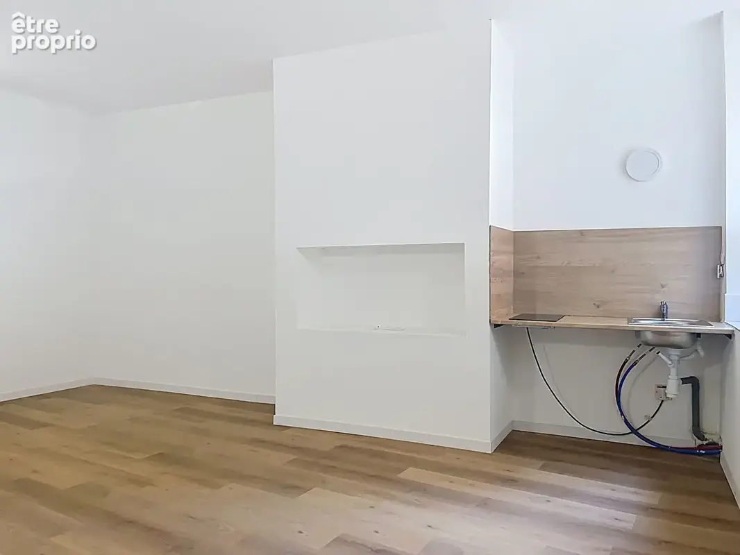 Appartement Nimes 1 pièce(s) 33 m2 - photo 4