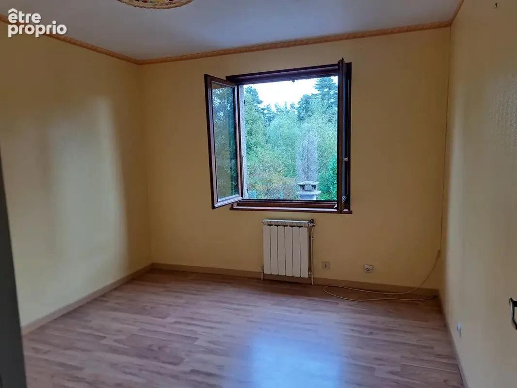 Petite maison d'habitation sur 864 m2 proche du centre - photo 7