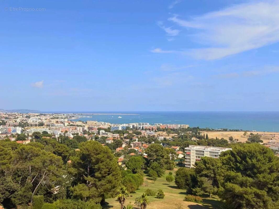Appartement à CAGNES-SUR-MER