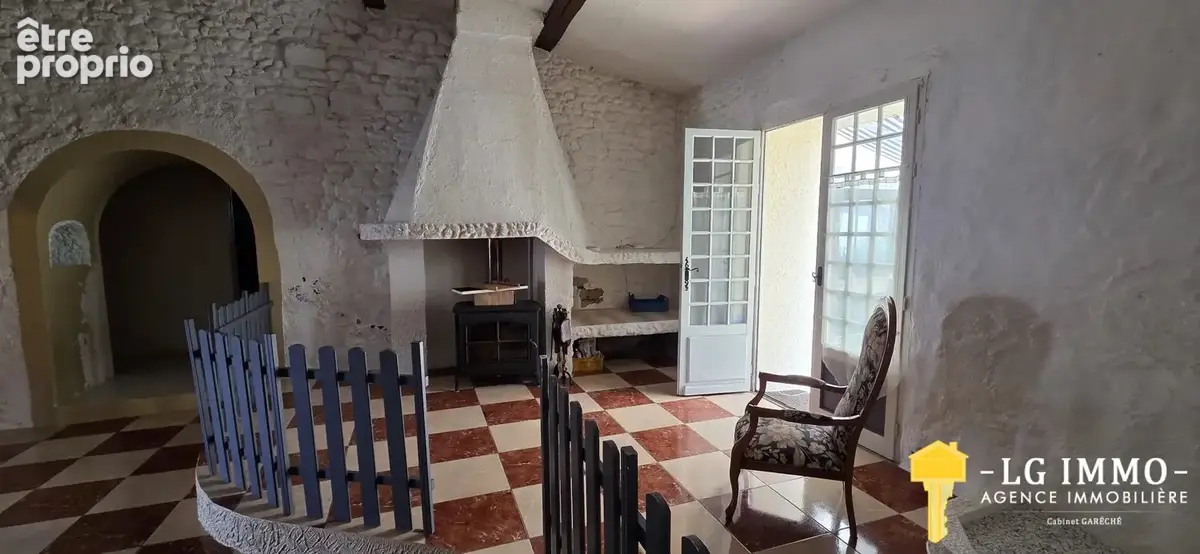 Maison de bourg 176 m2,3 chambres, cour, piscine - photo 9