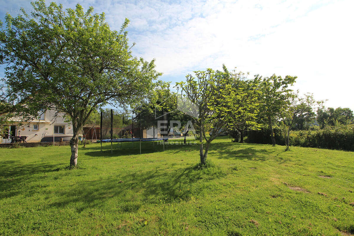 Maison à TROIS-VEVRES