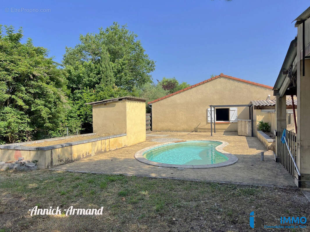 Maison 2 : Espace Piscine - Maison à GAILLAC