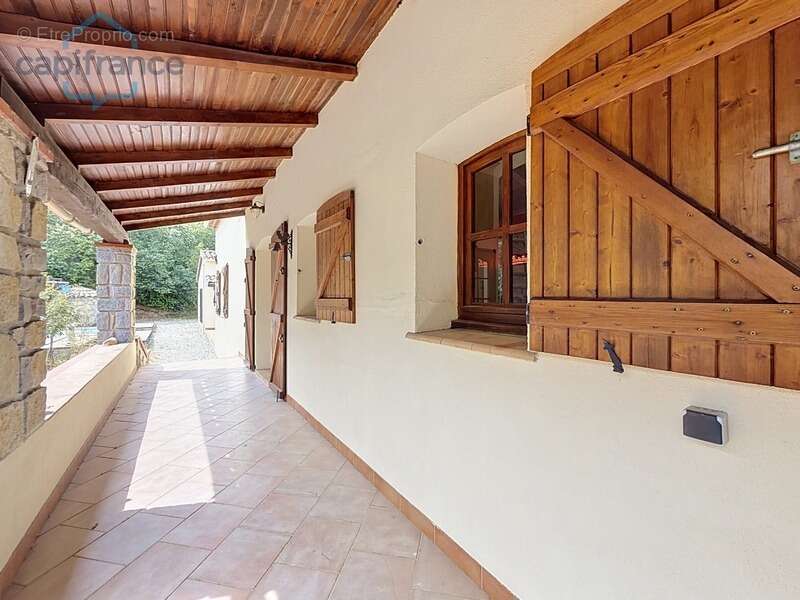 À vendre à 10 min d'Anduze: Maison avec Gîte et Piscine - Idéale pour Investissement ou Accueil Familial ! - photo 13