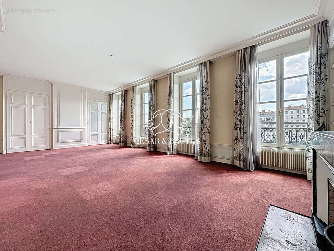 Appartement 165 m² à Lyon-2e  - photo 2