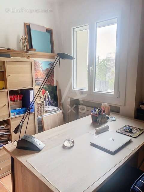 Maison à SAINT-MAUR-DES-FOSSES