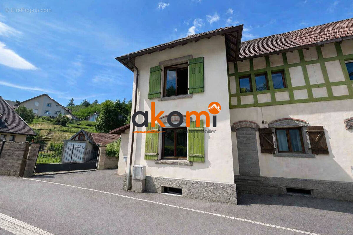 Maison à SENONES