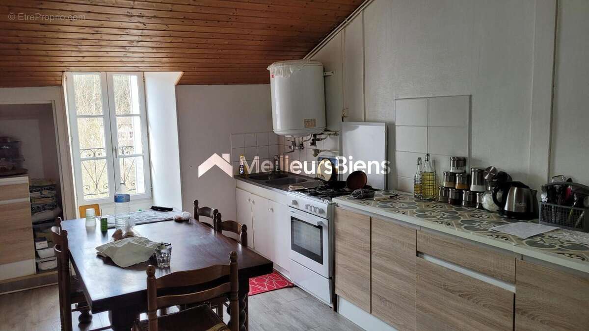 Appartement à LAROQUEBROU