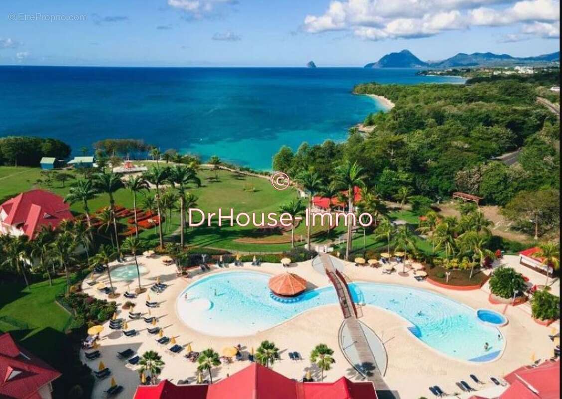 Appartement à SAINTE-LUCE