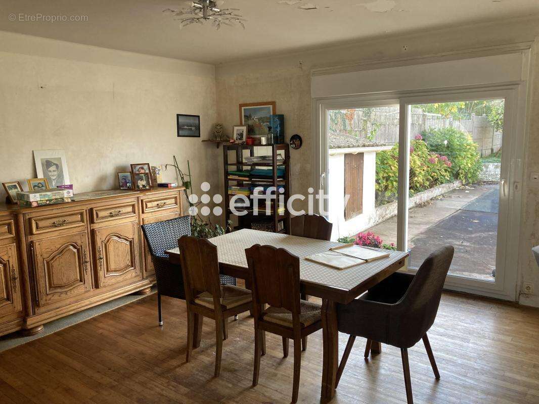 Maison à CHATEAUNEUF-D&#039;ILLE-ET-VILAINE