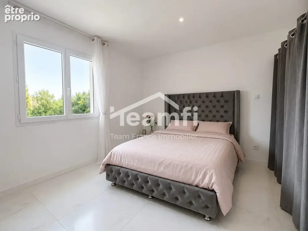 Maison 129 m² à Thiers  - photo 4