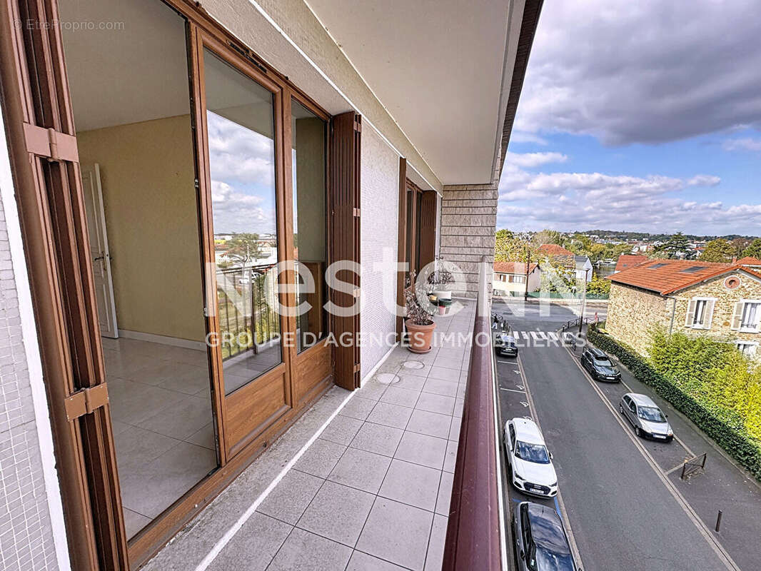 Appartement à VIRY-CHATILLON