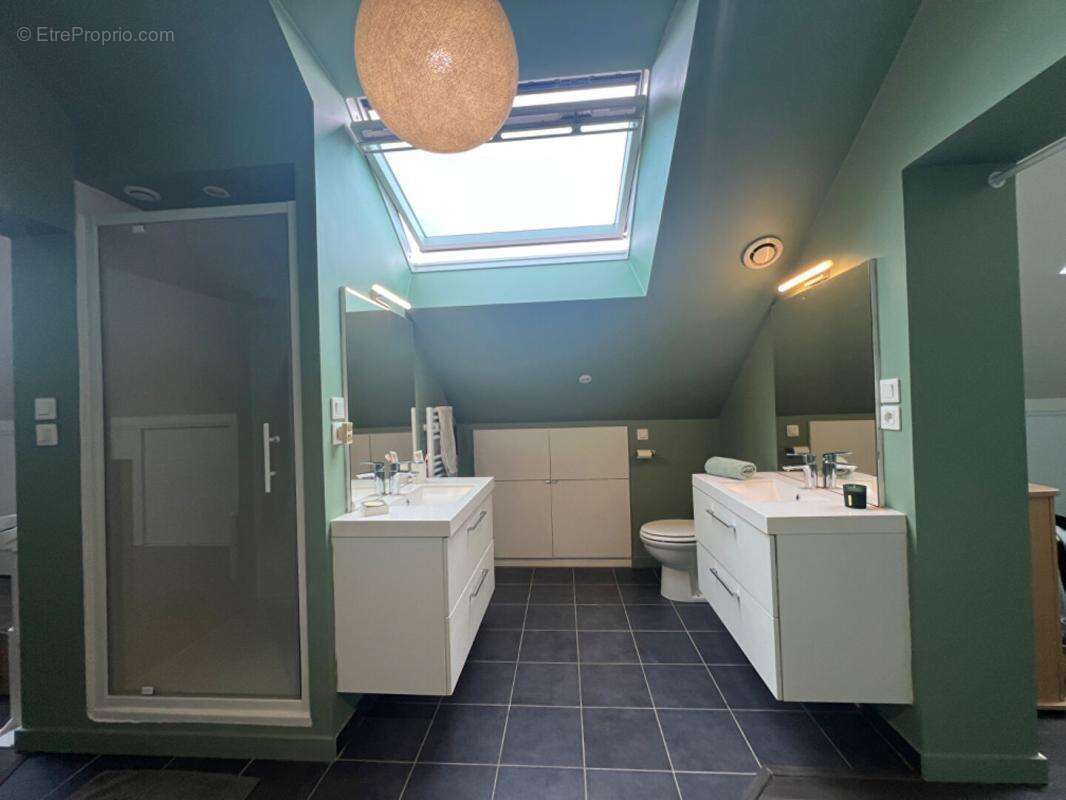 Maison de 161 m2 - 5 chambres - JARDIN - photo 11