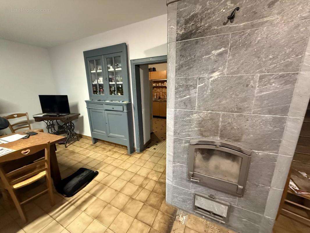 Maison à TAURIAC-DE-NAUCELLE