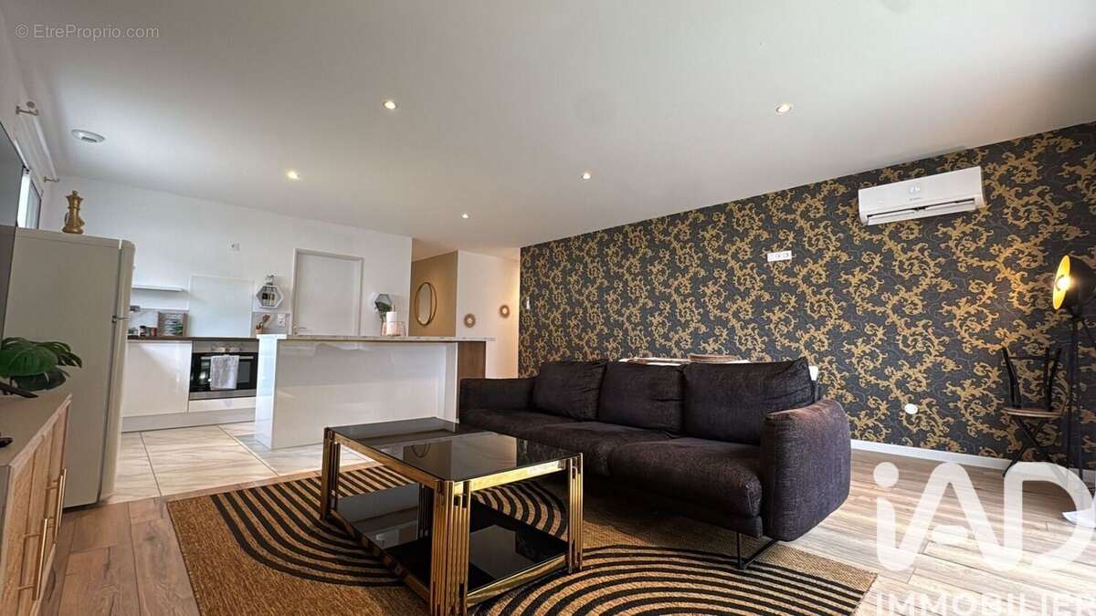 Photo 2 - Maison à CHATELLERAULT