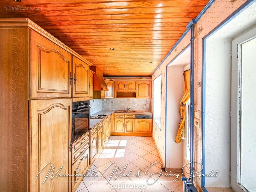 Maison à vendre 4 pièces SERMOYER (01) - photo 5