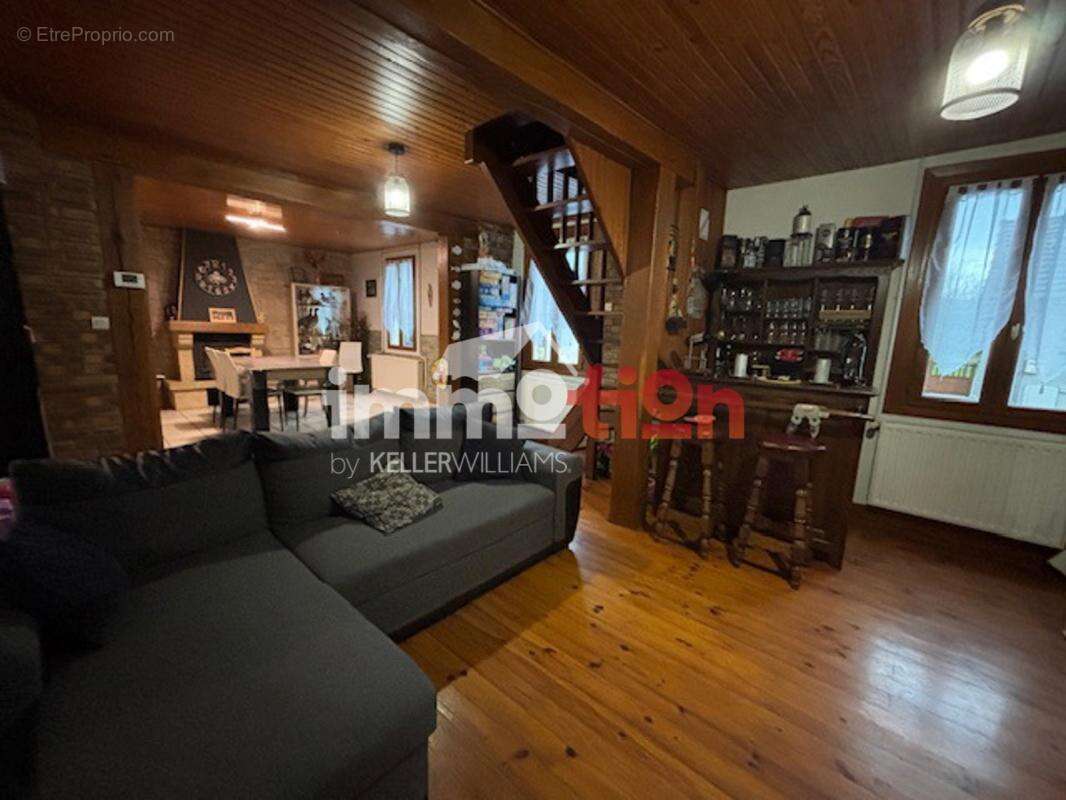 Maison à BEAUCHAMPS