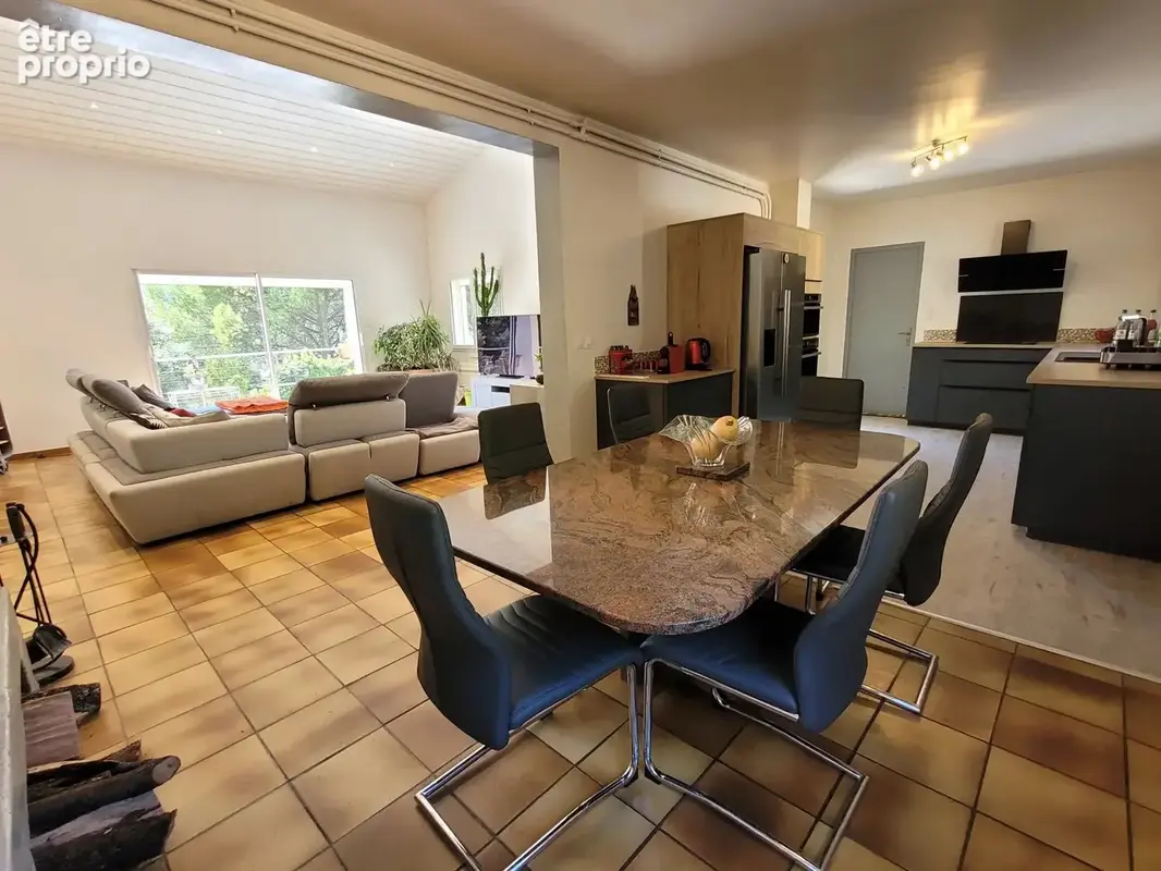 Maison familiale au calme - 6 pièces - 155.9 m² - photo 7