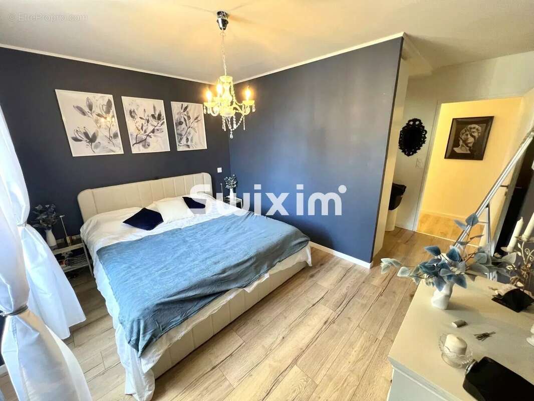 Maison à LONS-LE-SAUNIER