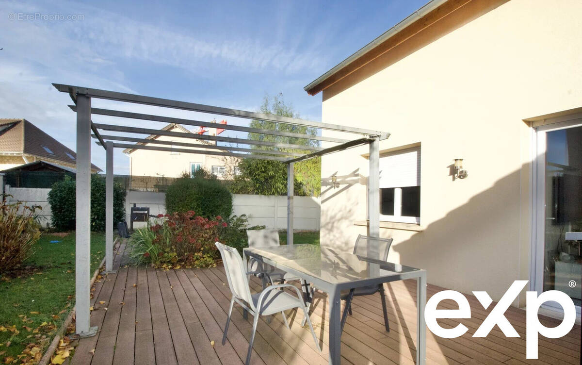 Maison à LA VERRIERE