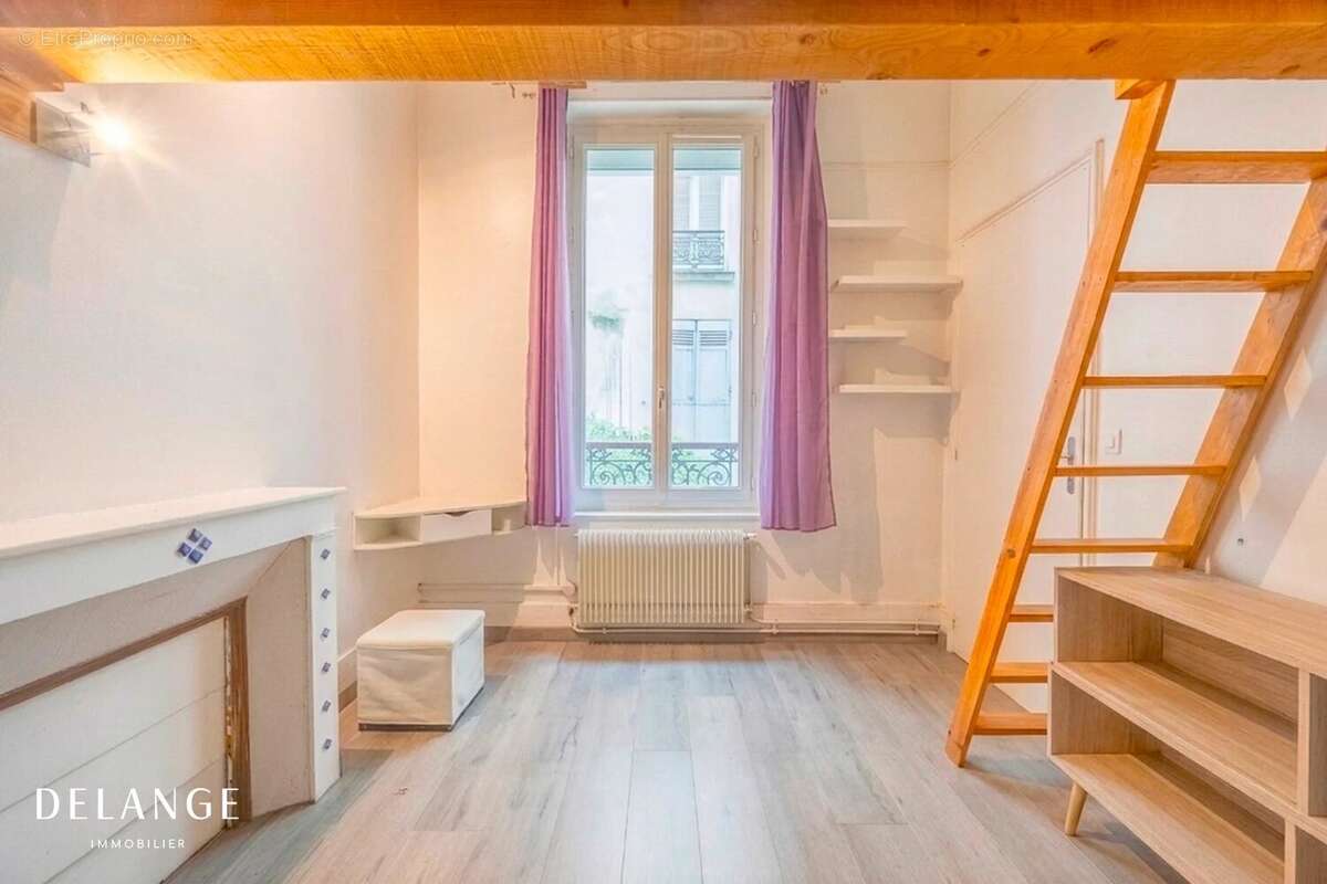 Appartement à PARIS-12E