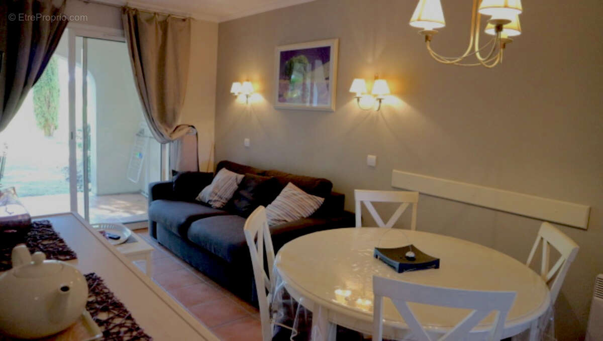 Appartement à MALLEMORT