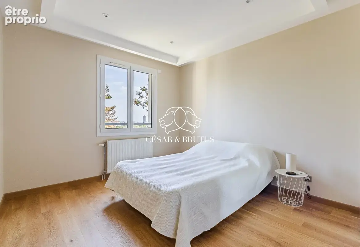 Maison 6 pièces 135 m² à vendre à Ecully (69130) - photo 9