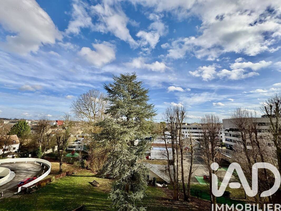 Photo 1 - Appartement à CORBEIL-ESSONNES