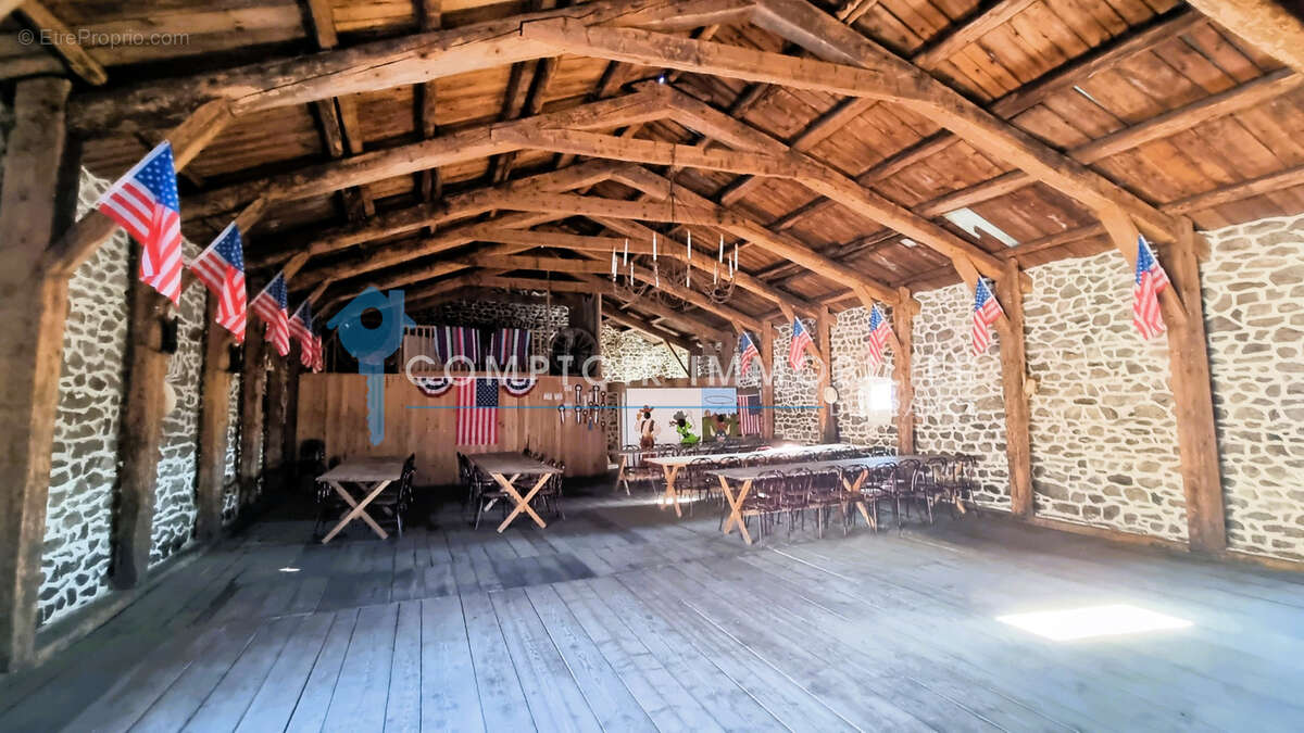 Maison à COUCOURON