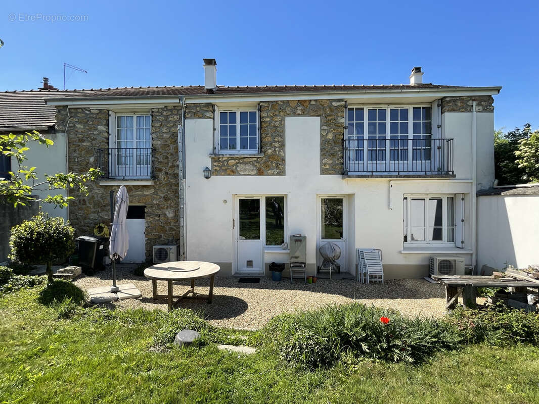 Maison à LE PLESSIS-PATE