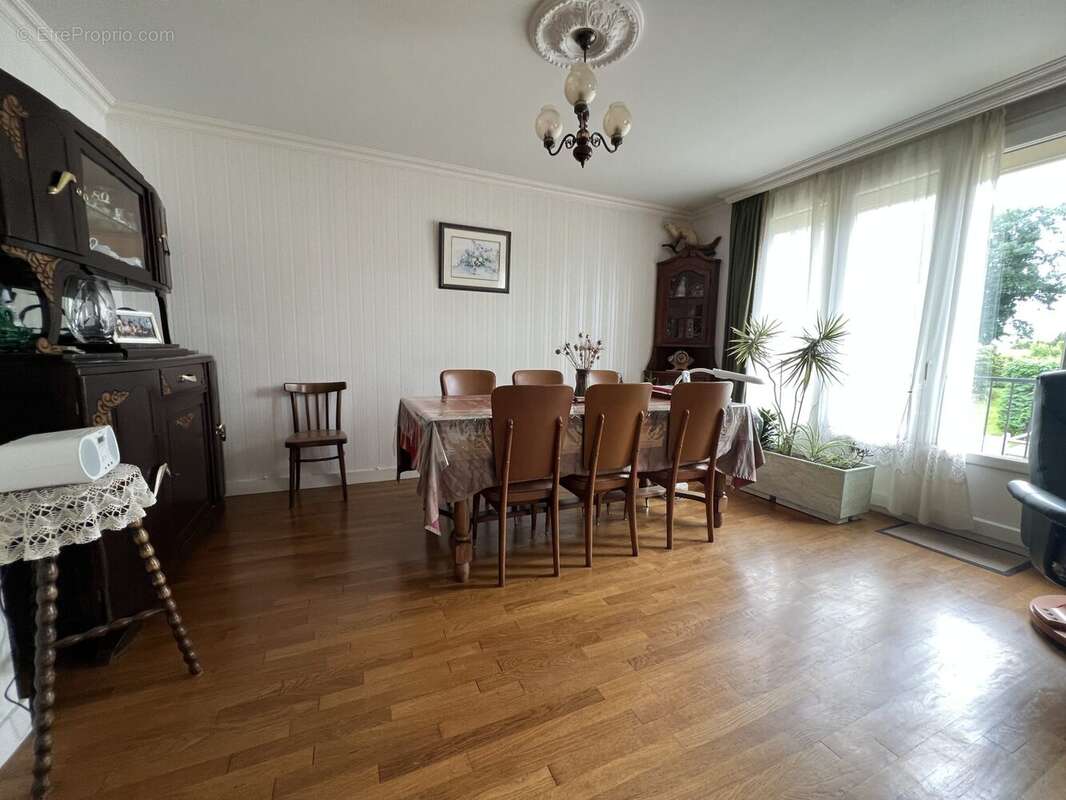 Maison 98 m² à Chateaugiron  - photo 7
