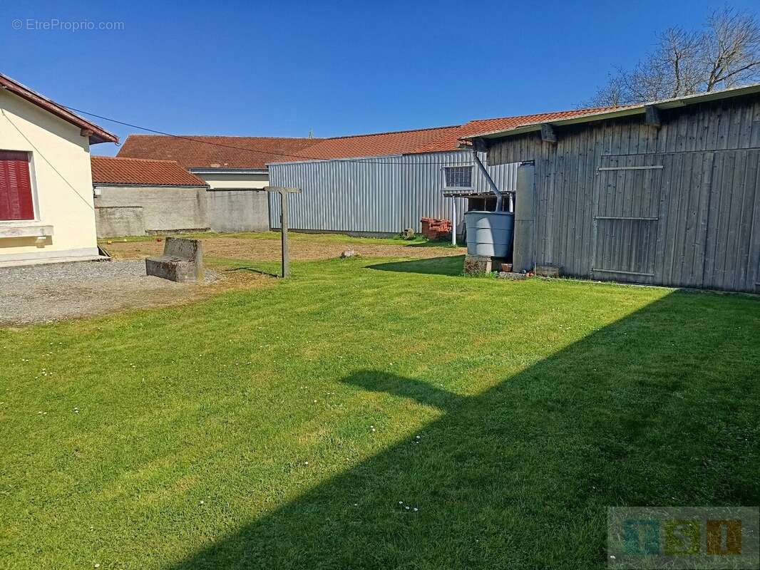 Maison à LA BARTHE-DE-NESTE