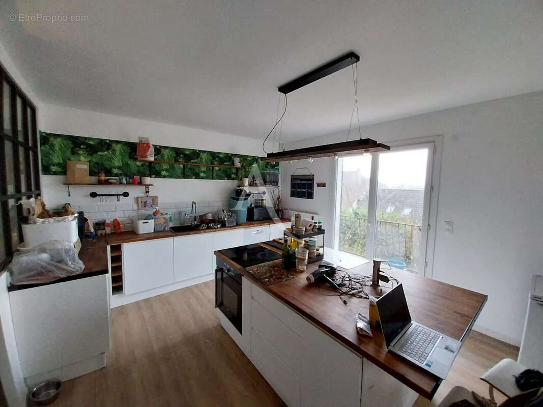 Maison à MEZY-SUR-SEINE