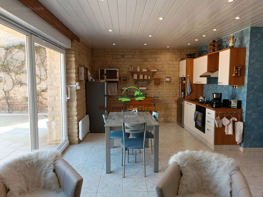 Maison à AUDRIEU