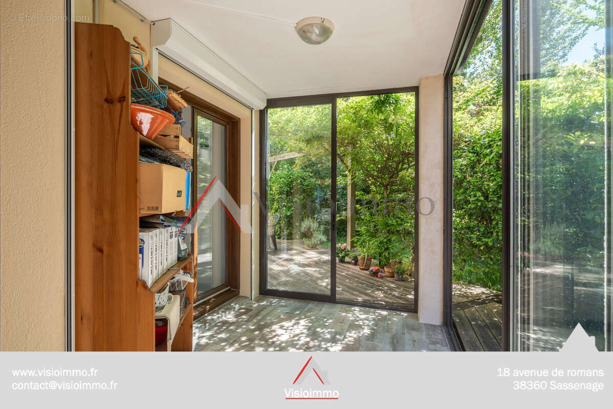 Appartement à MEYLAN