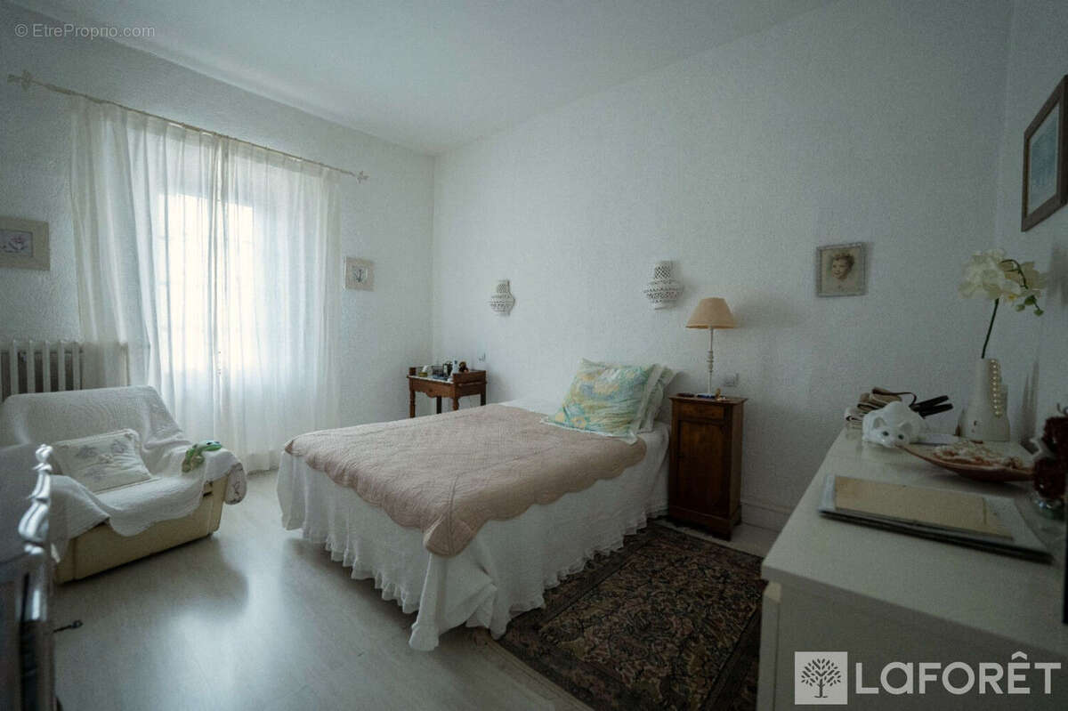 Maison à SAUSSET-LES-PINS