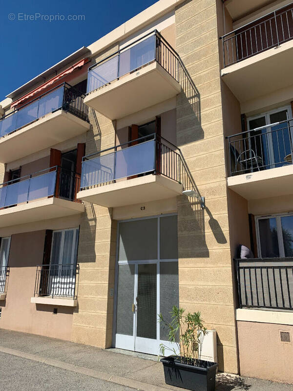 Appartement à SALON-DE-PROVENCE