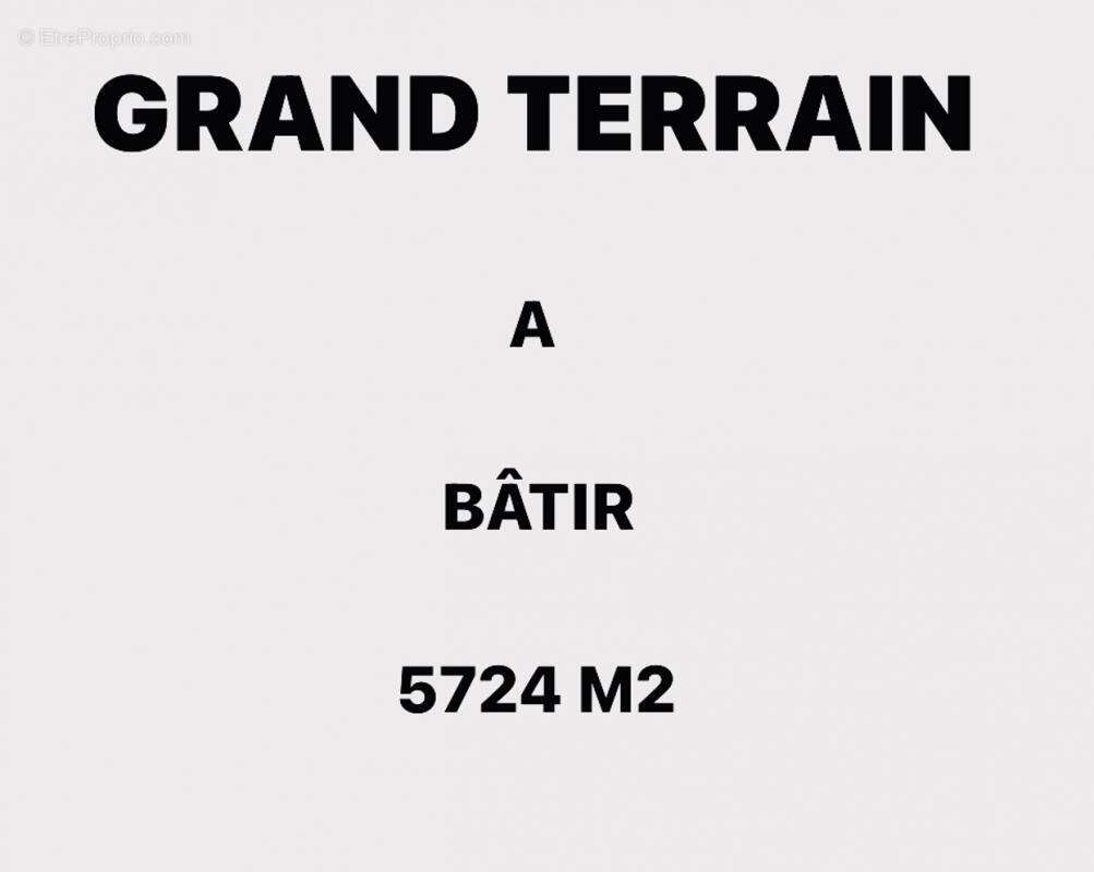 Terrain à BANTOUZELLE